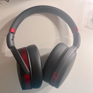 Sennheiser wireless Bluetooth headphones HD458BT